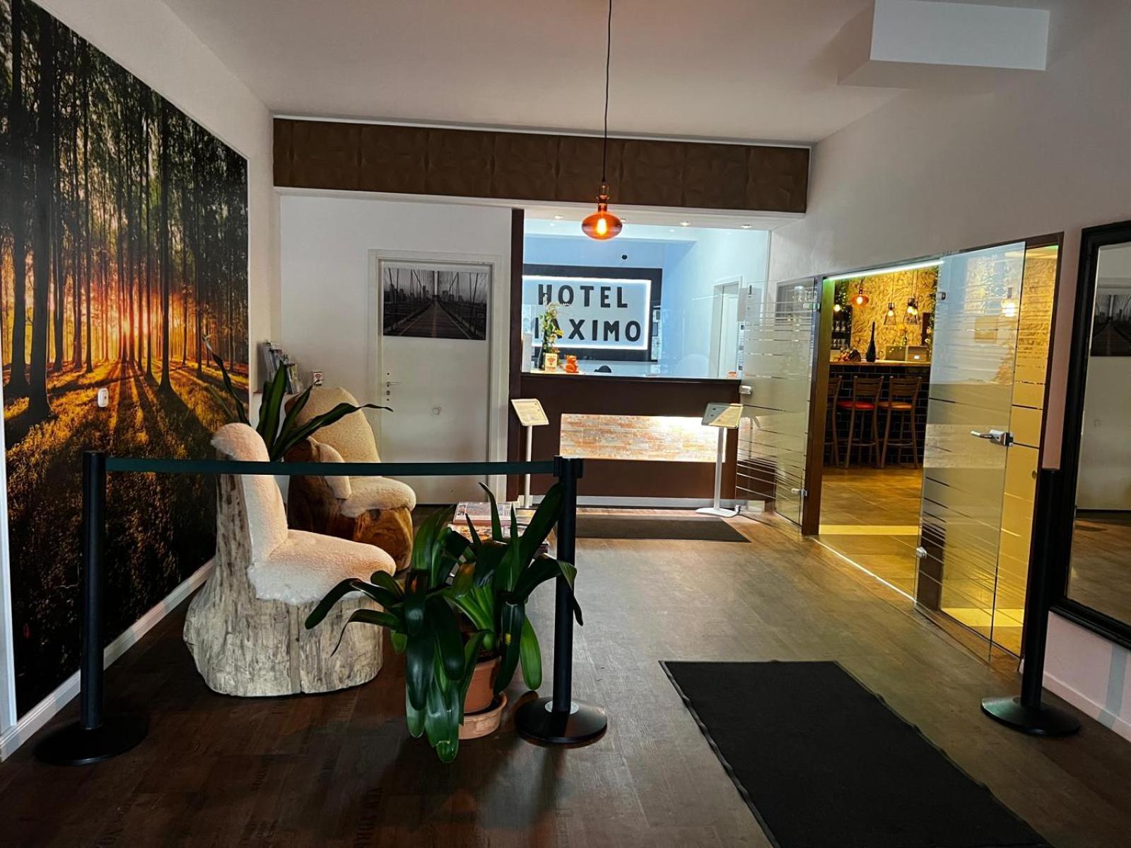 Hotel Maximo Pinneberg Exteriör bild